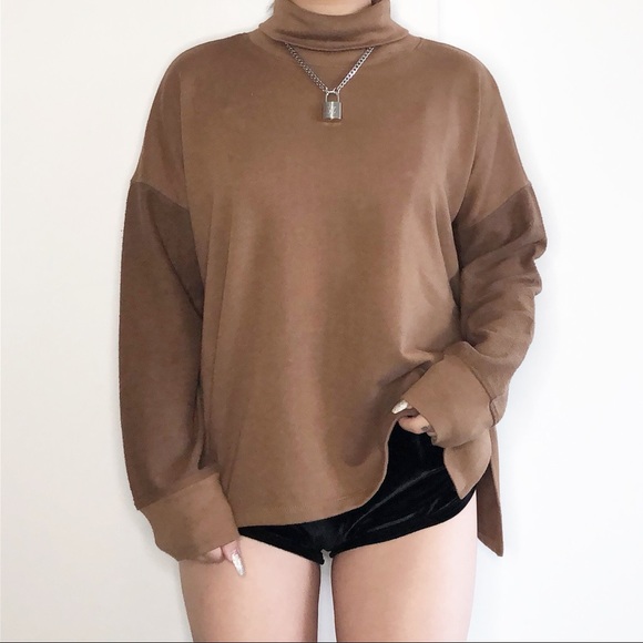 Forever 21 Sweaters - 🚫 SOLD 🚫